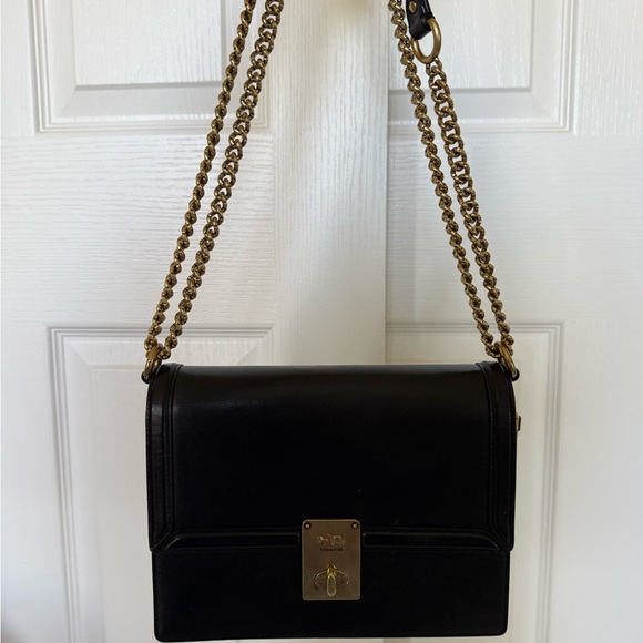 Coach Black Leather Hutton Shoulder Bag with Gold Hardware - Picture 6 of 7